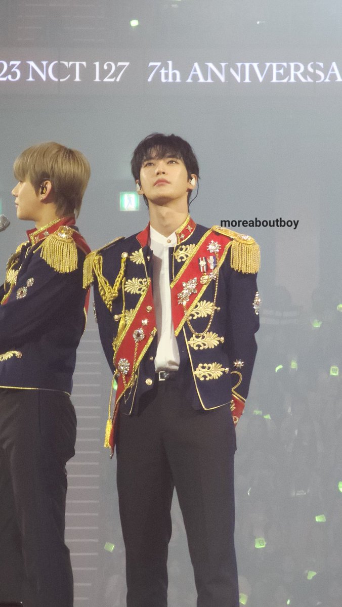 kdysource's tweet photo. Prince doyoung proportions 😍 https://t.co/Dk6Ueb0QeW