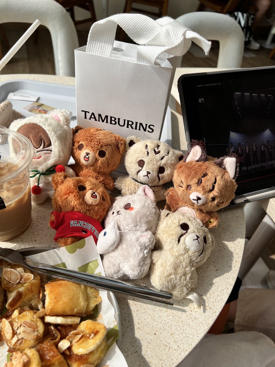 happy 7 years ʕ˙Ⱉ˙:‧ʔ