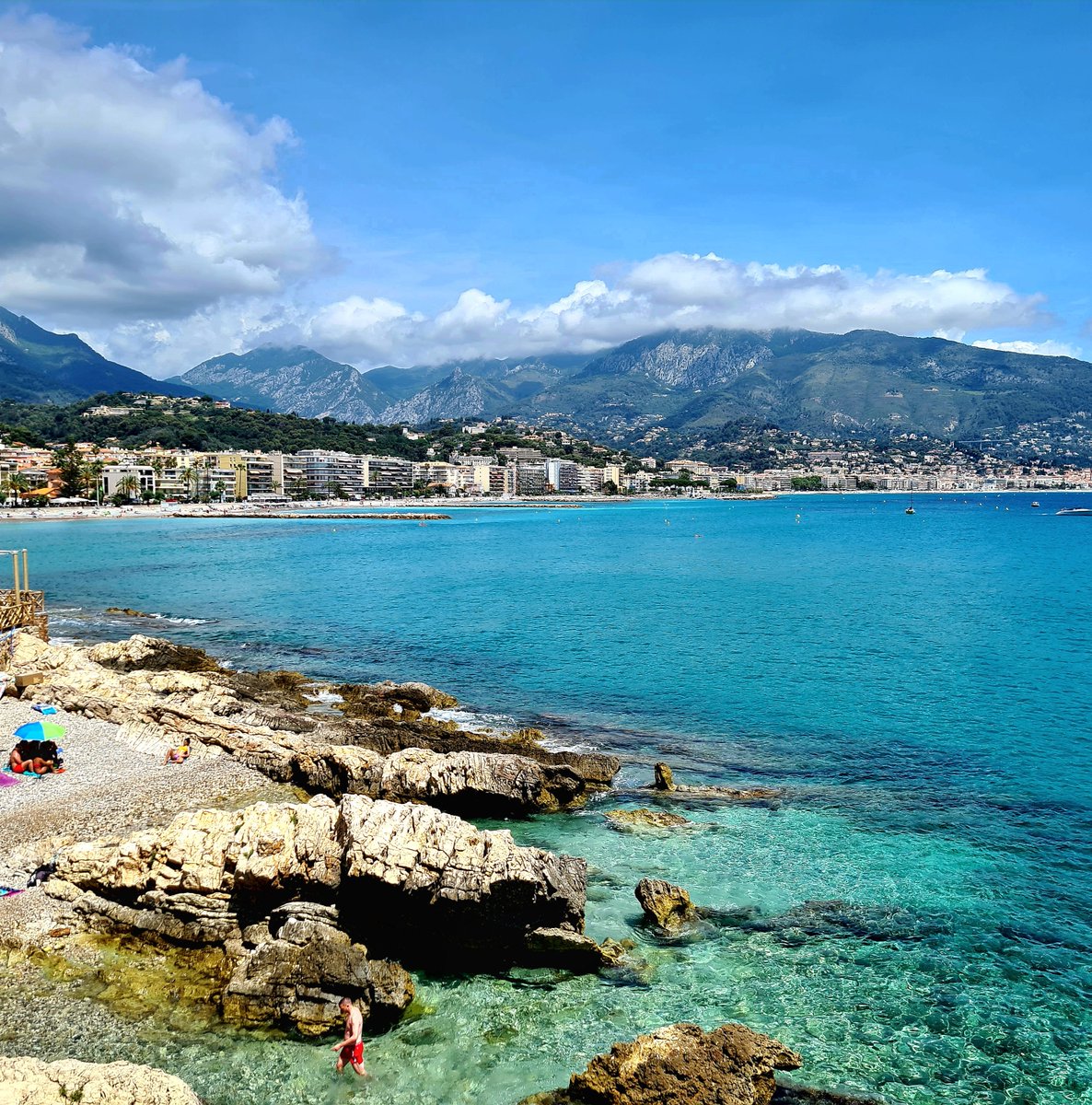 Bonne baignade ! #RoquebruneCapMartin #Rivierafrançaise #CotedAzurFrance #AlpesMaritimes #RegionSud