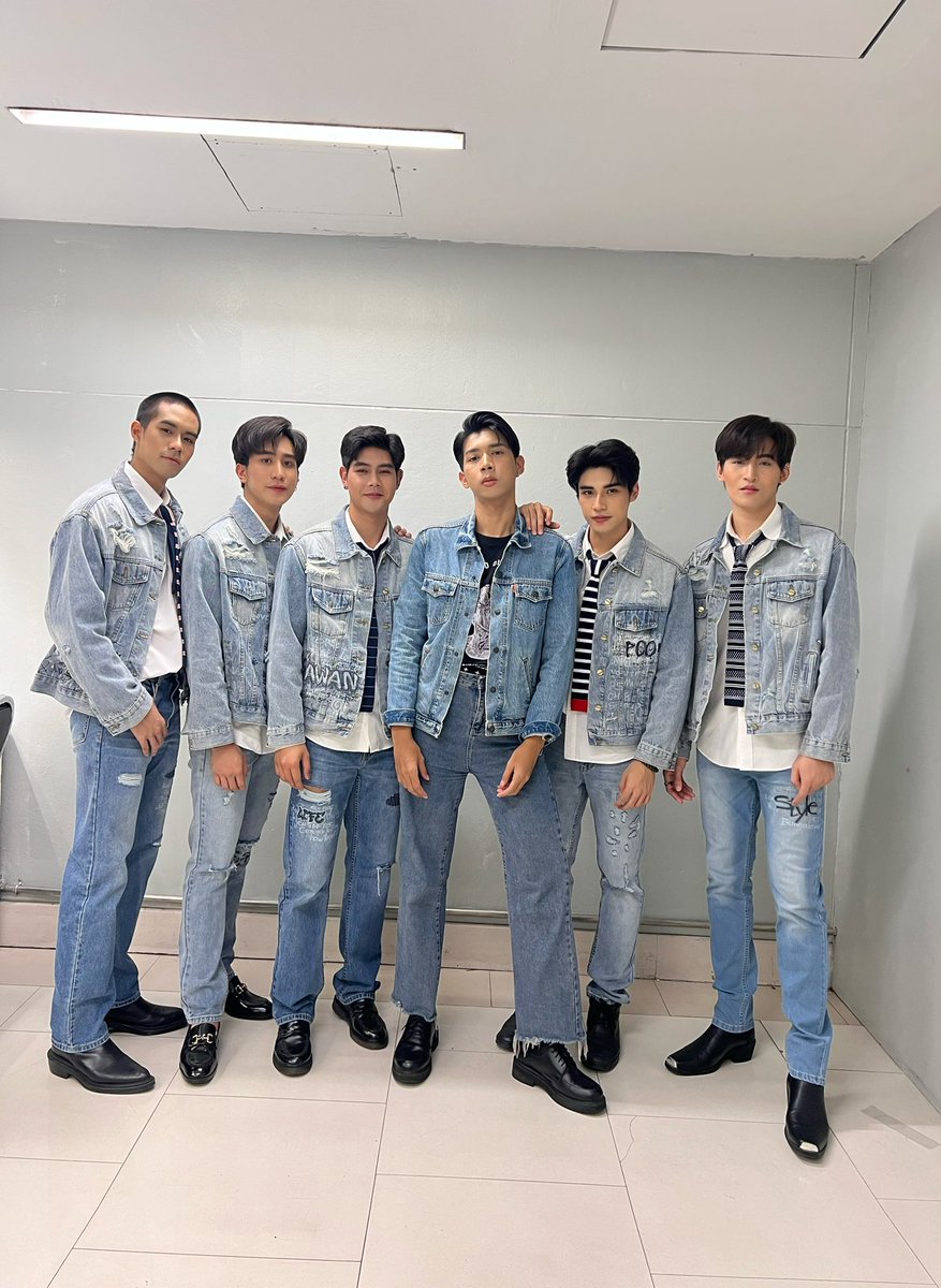 ThuniizSmile's tweet image. วันอาทิตย์ สุดแฮพพรี้ ทำงานกับหนุ่ม ๆ #Snapproject #Snapofficialth 
#PraewTalk2023xSnapProject