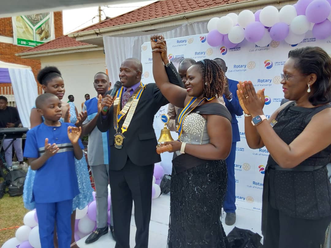 Yesterday evening, I was privileged to join RC  @OfKansanga as they installed their Hope Creator President Mercy Nalusiba Katabila - the 4th President. 
#CreatingHopeInTheWorld