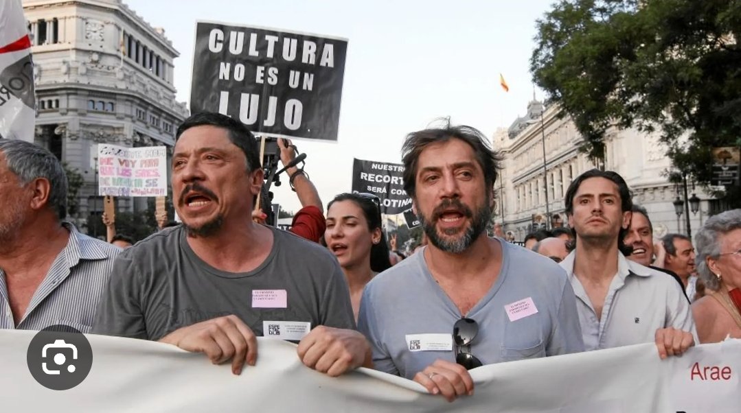 Cultura no es subvención!
Si queréis hacer películas,  os las pagáis vosotros, igual que todos los autónomos se pagan sus negocios.