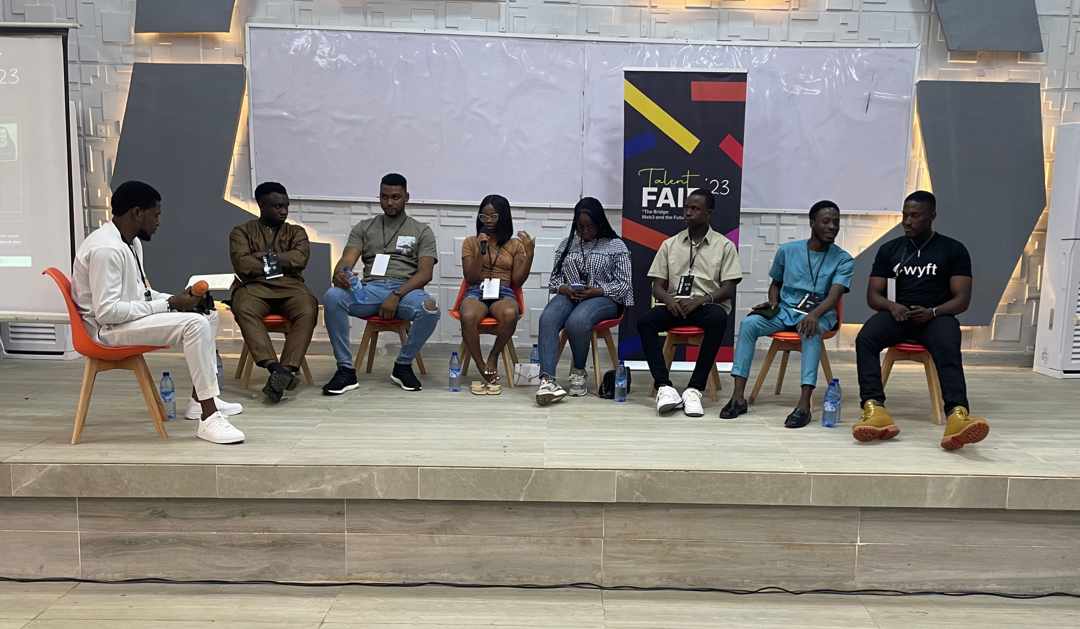 Ofego_'s tweet photo. Had a a great time with some amazing minds as a panel host. The bridge: Web3 and the future of work

See y'all outside again in 3 months

Went all white. And who says sneakers don't go well on native?

Big shout out to @AfriTalentFair @TalentProtocol @SulemanHezekiah https://t.co/P5jT7jm31w