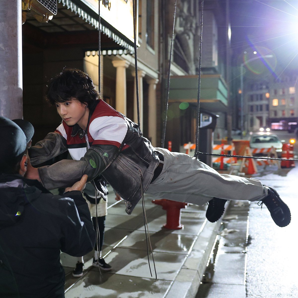 :ขออีกรอบคับพี่

:ทำไมหรอครับ ซีนนี้ได้แล้วครับ

:ป่าวคับ มันสนุก