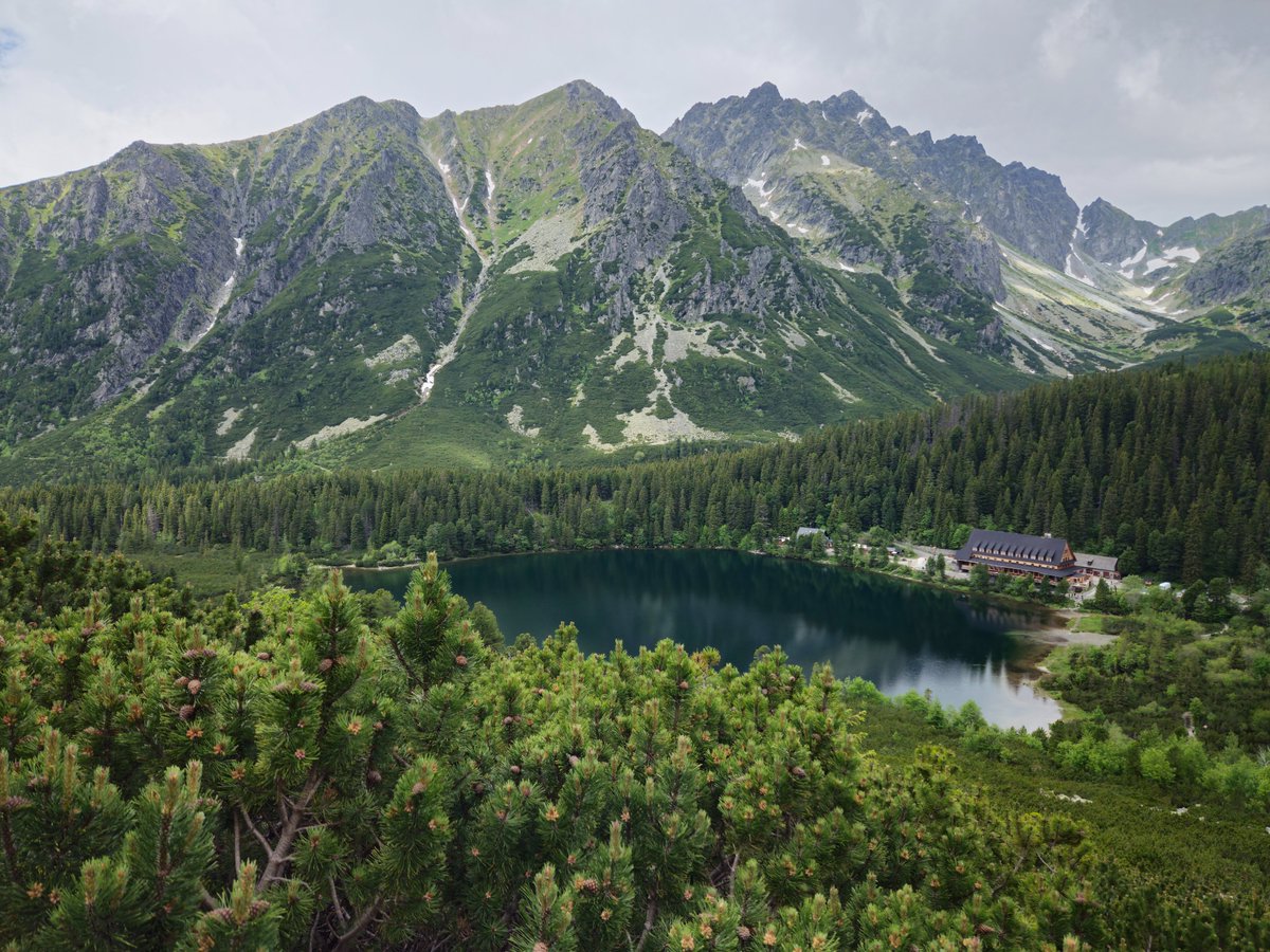 CEMBO_EU's tweet photo. Thank you all for joining CEMBO workshop in High Tatras: the great example of combining science &amp; tourism. We're looking forward cooperating with you in near future! https://t.co/ACAGb3WIHz