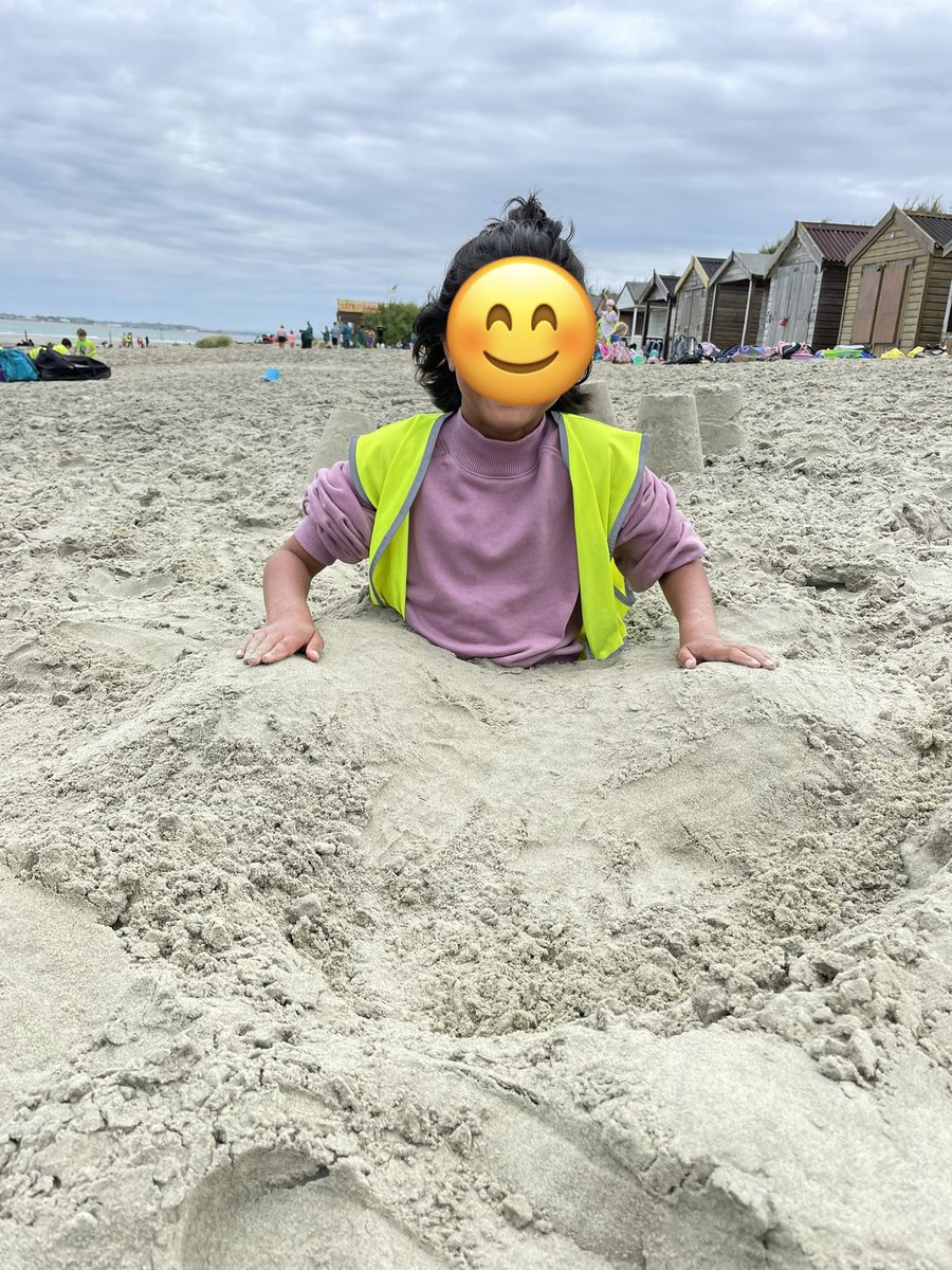 Nashlar01's tweet photo. On Friday I took my class to the beach. I can honestly say I am still buzzing! Seeing the excitement of digging in sand, building sandcastles and an ice cream was the most rewarding day of my career to date. By far. @WestWittBeach   #bestdayever #lifeexperience https://t.co/OrGNpD3uuI