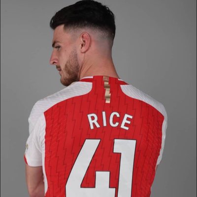 2005Alsaher's tweet photo. #NewProfilePic https://t.co/xjPAzmpha1