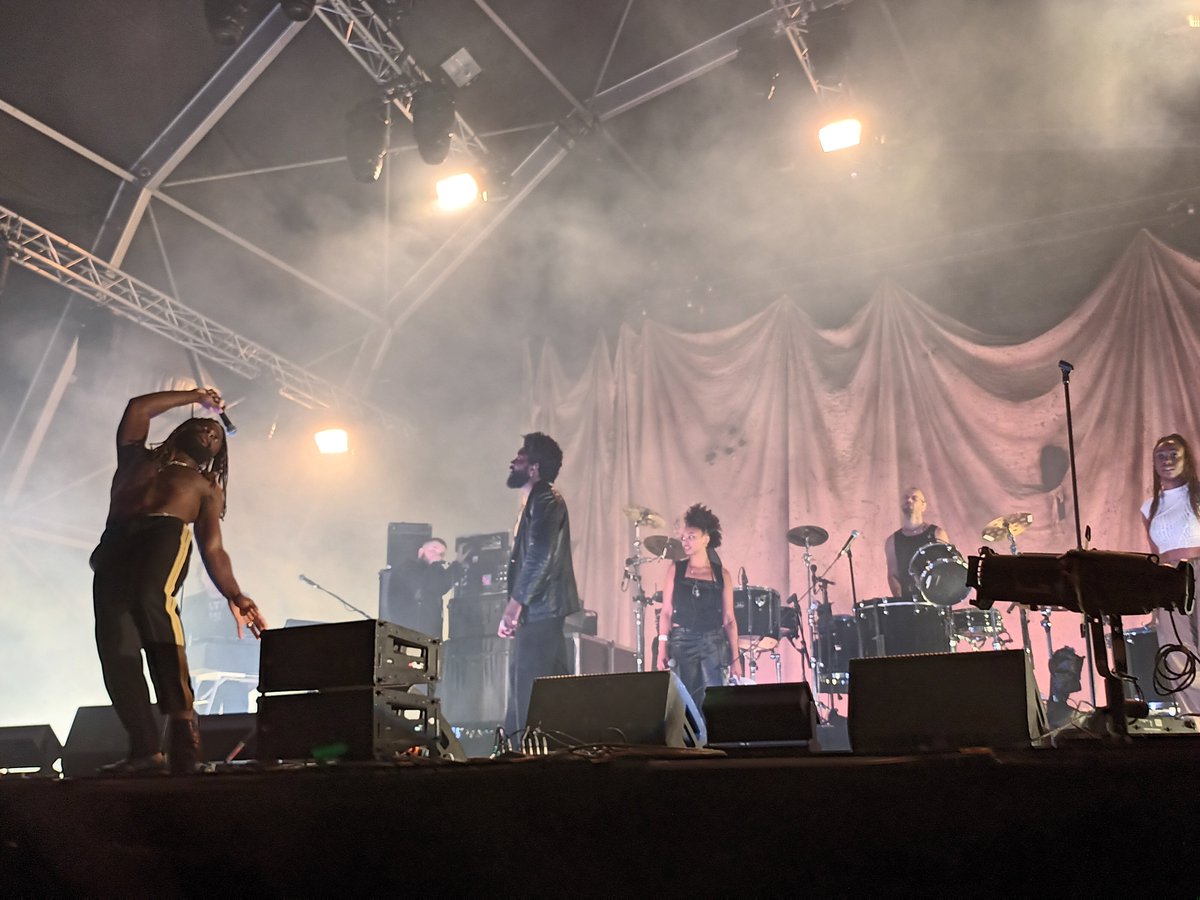 millie_ran's tweet photo. .  @Youngfathers being excellent at Somerset House last night. https://t.co/jdYtzQaEiG