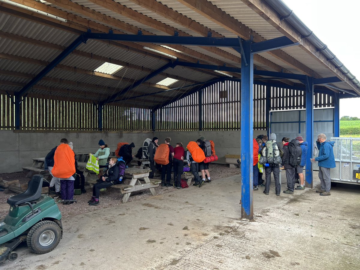 TythyDHTMrP's tweet photo. Our Bronze Exped groups are getting ready to depart for their second day. Checking maps and preparing their bags. https://t.co/qIpbtoHpUd