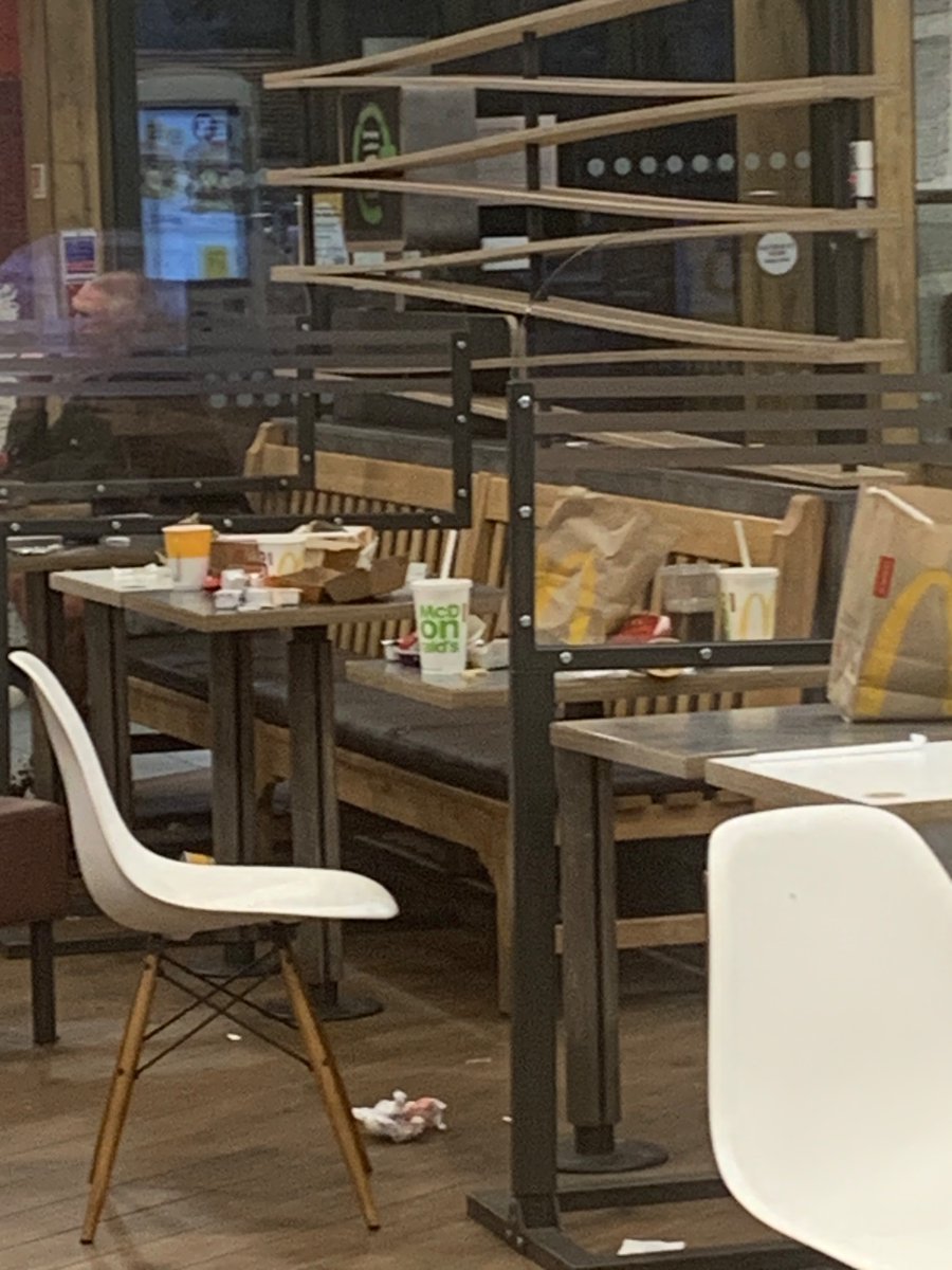 Deathoverlife12's tweet photo. @McDonaldsUK @McDonaldsUKNews #tradingstandards

Dirty filthy smelling  with homeless people sleeping shoes off….stale cold chips meal not made correctly although noted about allergies 

shift manager was no help and allowed staff to abuse me and talk crap about me to other https://t.co/9BKBEbTzbJ