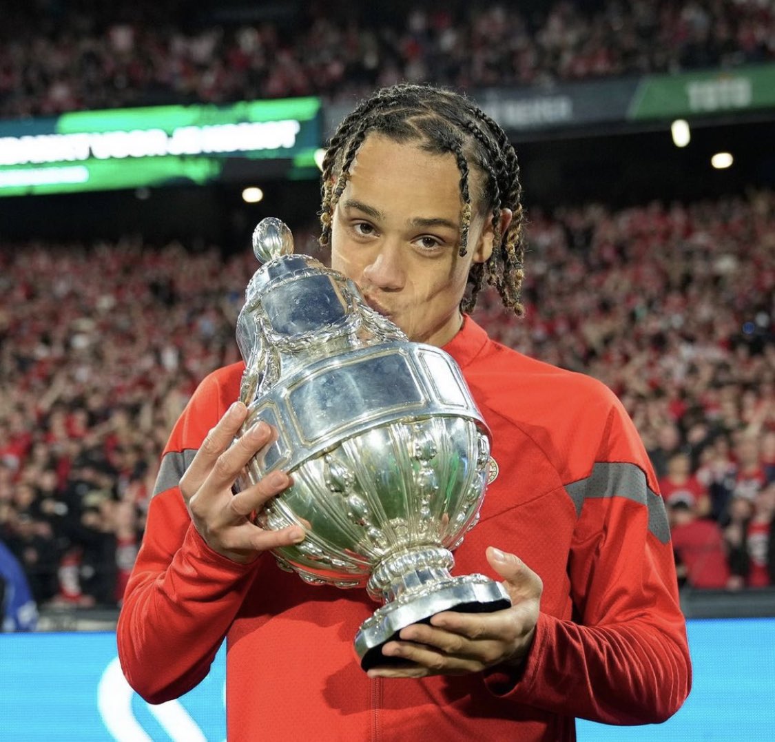 🚨 Xavi Simons va signer un contrat de 4 ANS avec le Paris Saint-Germain. ❤️💙 <a href="/lequipe/">L'Équipe</a>