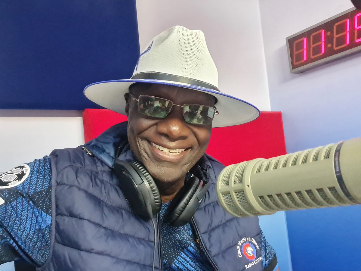Welcome to #RogaRoga on <a href="/RadioCitizenFM/">Radio Citizen</a> Nairobi Kenya with me Uncle <a href="/fredomachoka/">Fred Obachi Machoka OGW</a> 
As usual, this where you will find the best of Rhumba and top African music. Please send in your requests and also tell me something to cheer me up. What good stuff is happening near you?