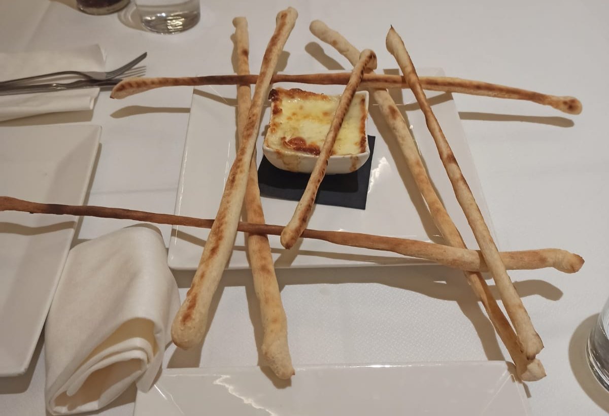 Julia Lara (@julialargr) on Twitter photo Original presentación para un queso fundido.Esto sólo te lo propone un Tomellosero. <a href="/Marquinetti/">Marquinetti</a> Original presentación para un queso fundido.Esto sólo te lo propone un Tomellosero. <a href="/Marquinetti/">Marquinetti</a>