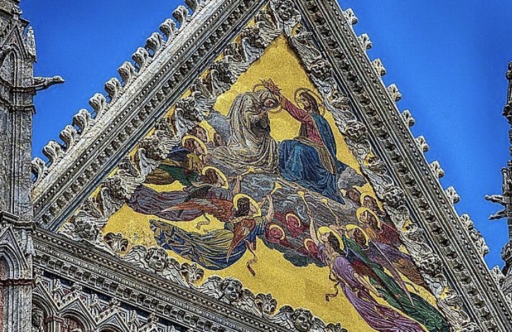Tutta la bellezza di Siena, della Toscana, e della sua arte immersa in un manto d’oro...
📌ps: e per scoprire le meraviglie e le curiosità della zona, provate la nostra app gratuita👉 linktr.ee/secret_maps
#16luglio #caldo #TheSummerITurnedPretty #sundayvibes