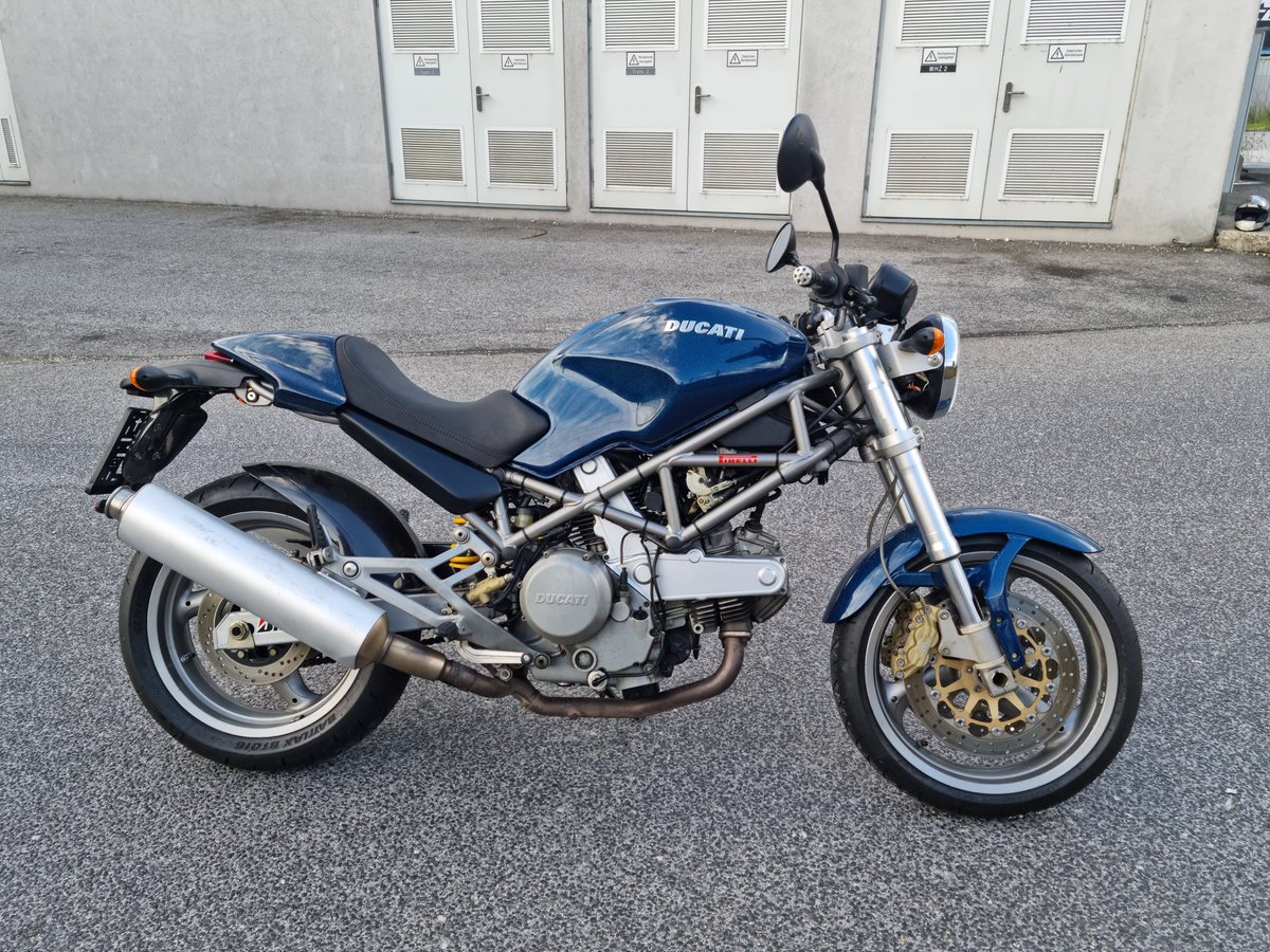creept00's tweet photo. @Kiki1Bail @BYD_ealer Ich hab einer 696er Monster und eine 620er Monster https://t.co/Wg8FBKIxvR