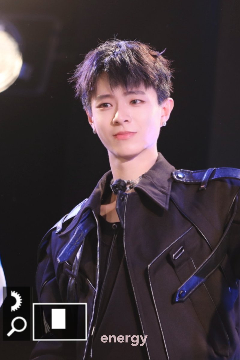 230716 ME PLUS YOU 팬미팅
얼굴이 너무 잘생겨서 위험...
顔が やばい...
#XuanHao #宣淏 #쉬안하오 
#シュエンハオ
#보이즈플래닛 #BoysPlanet
