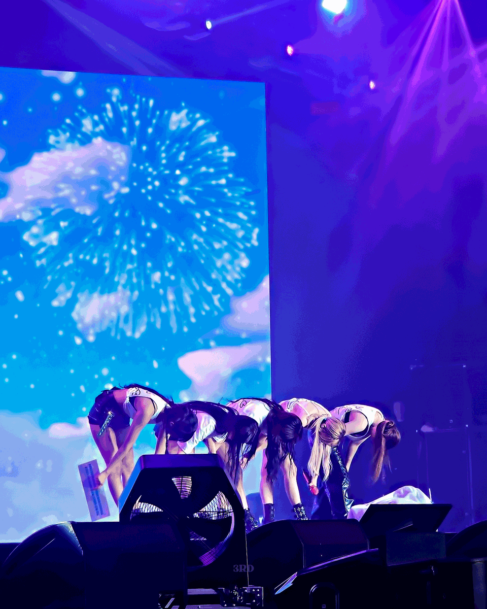 nev_3rd's tweet photo. 다시 이곳에서, 고마워.

#아이들 #GIDLE 
#2023_GIDLE_WORLDTOUR #BKK https://t.co/0x9ZGp04Ne