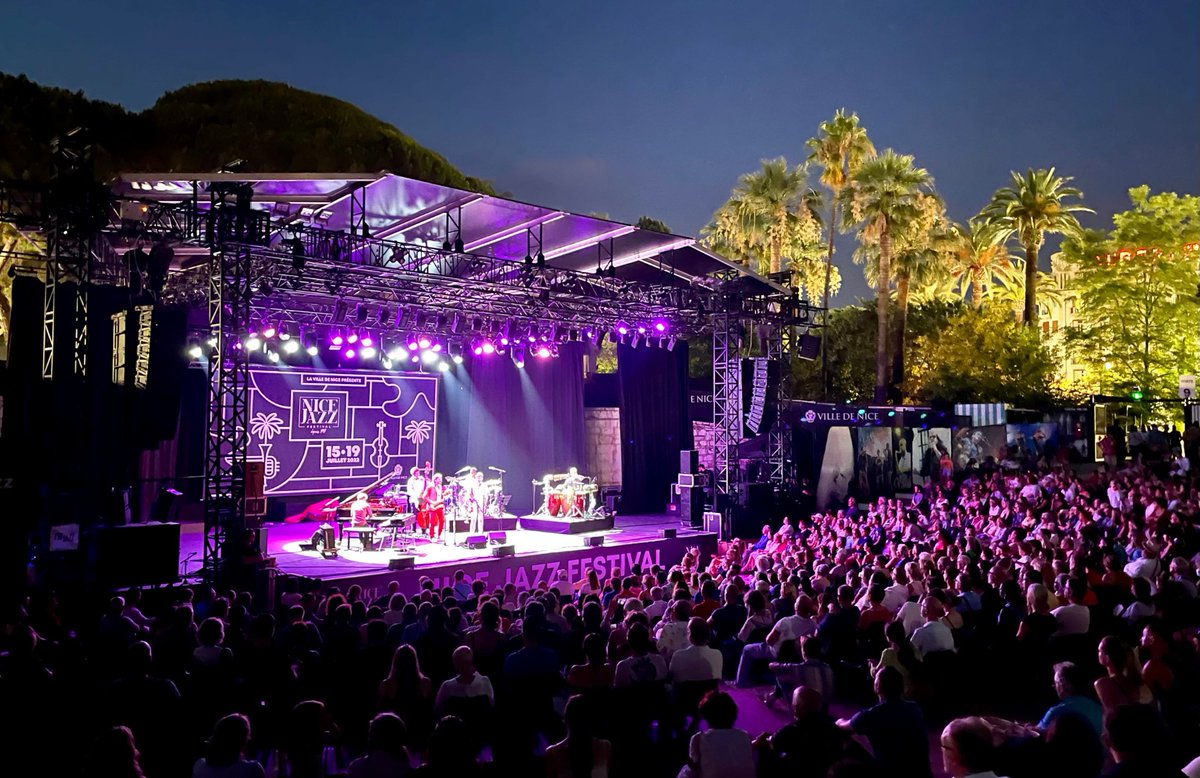 🎷 J-2 avant l'édition 2023 du #NiceJazzFestival 🎷

Rendez-vous pour 4 soirées de folie avec entre autres Herbie Hancock, -M-, Tom Jones ou encore Juliette Armanet. 

Retrouvez la programmation complète sur le blog Mister Riviera :
📷 shorturl.at/cqLQ9

#NJF2023 #ILoveNice