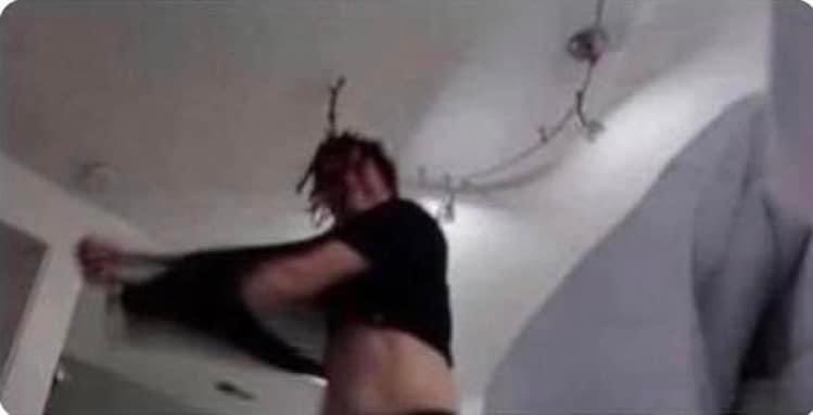 upsorrynot's tweet image. Me when my outfit doesn't look like i thought it would