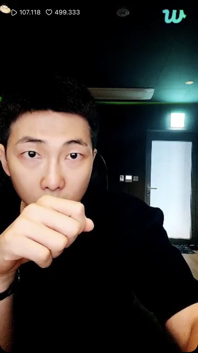 7btsupdates's tweet photo. NAMJOON LIVE!!! https://t.co/sWIHipFxyj