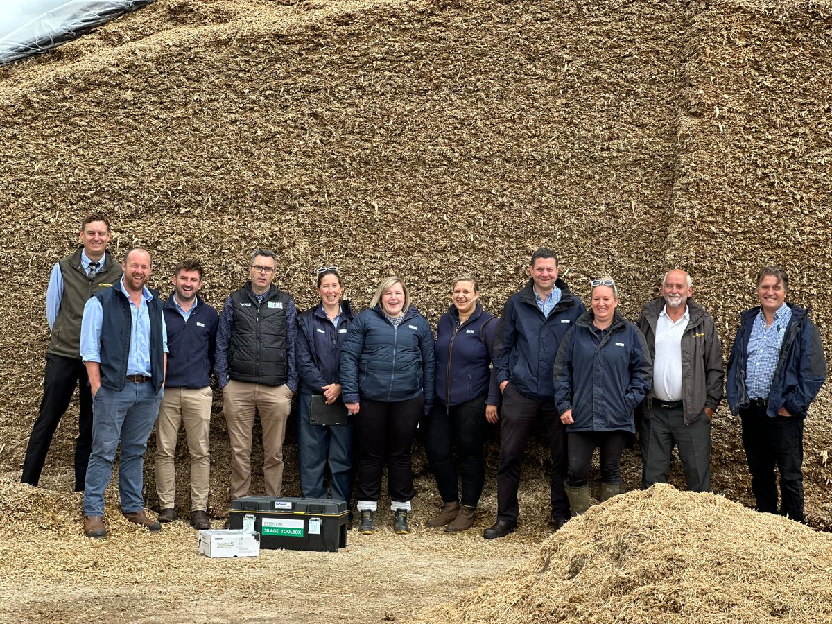 Our team are always keen to learn more so they can put their enhanced knowledge to use on your farm. 

Last week they visited Christian Hansen Silage Academy with @foragetech  🌱

#alwayslearning #goodsilageforhealthycows