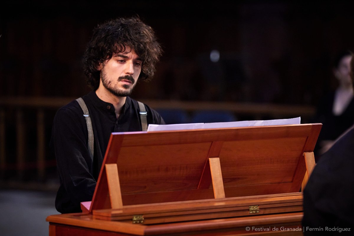FestivalGranada's tweet photo. 🎶 Se consolida esta #AcademiaBarroca del Festival que, en su cuarta edición, tiene como director al contratenor Carlos Mena. 

Un concierto en el Monasterio de San Jerónimo con el que la Academia pone el broche de oro a su paso por el #Festival 👏 https://t.co/zSwTsUmI2r