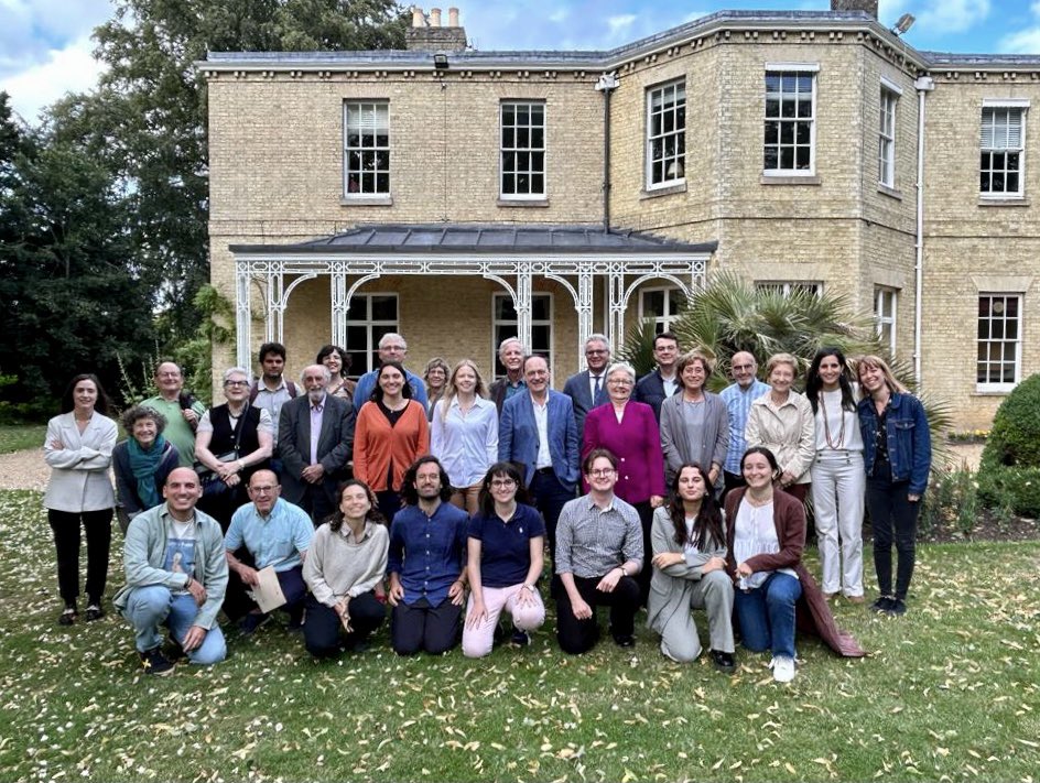 AillcCambridge's tweet photo. The AILLC family photo: 50 years since the founding assembly at @FitzwilliamColl and still going strong! @iec @SpanportMMLL @IRLlull https://t.co/XCiF0h5Y7C