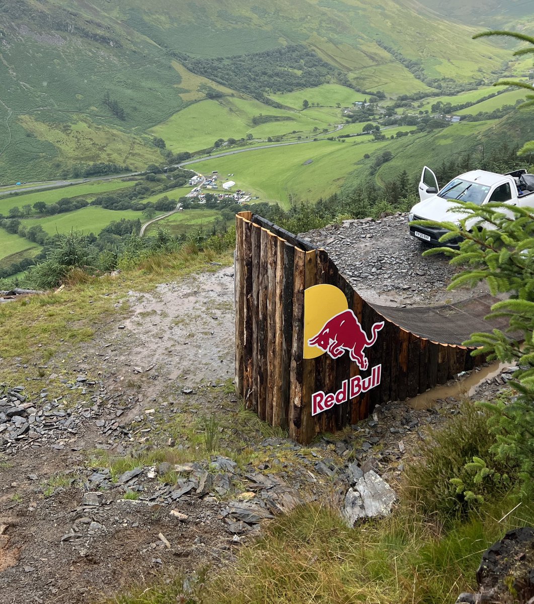 RedBullUK's tweet image. 🚨🚨Due to the extreme weather conditions in the Dyfi valley today (Sunday) we have decided to cancel Red Bull Hardline so as to ensure the safety of the riders. This follows our close monitoring of course conditions in collaboration with the riders.