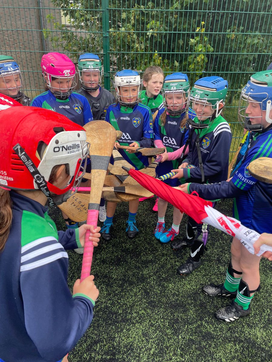 SylsCamogie's tweet photo. Our u10 girls braved the conditions in the lashings of rain yesterday for the Kilmacud Crokes festival of camogie. The girls were let down by the weather but it was a very well run blitz &amp; a great day out. https://t.co/rn19JjJemV