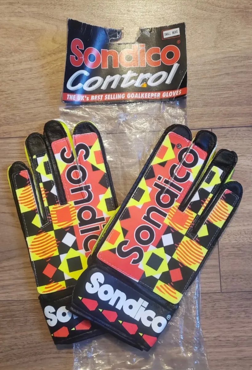 90’s Football Memories tweet media