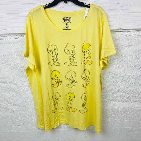 pugn's tweet photo. So good I had to share! Check out all the items I'm loving on @Poshmarkapp #poshmark #fashion #style #shopmycloset #sourceunknown #anthropologie #warnerbros: https://t.co/t9GGUmhWDg https://t.co/auPXGDRcla