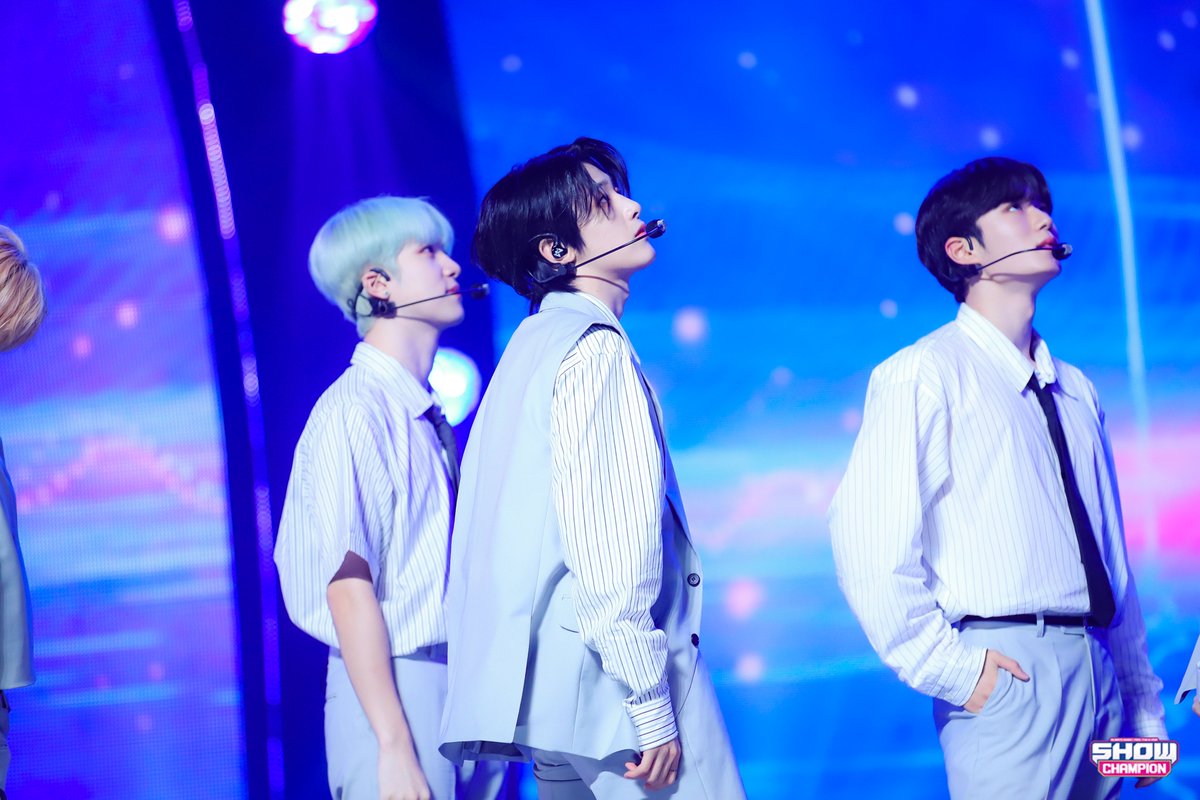 mbcplusm's tweet photo. #쇼챔피언 현장포토 [230712]
WEi - OVERDRIVE(질주)

💖위아이와 함께 질주🏃‍♀️🏃‍♂️

🔗https://t.co/NqdXRA3Yut

_____

#쇼챔 #쇼챔피언 #SHOWCHAMPION
#위아이 #WEi
#장대현 #김동한 #유용하
#김요한 #강석화 #김준서 https://t.co/KL7FPg8B54