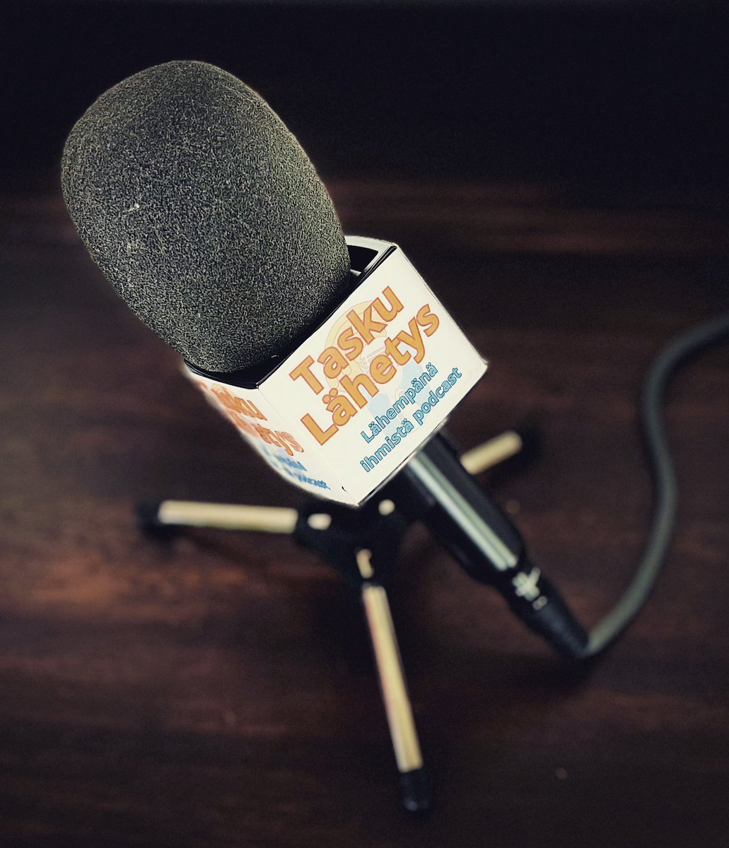 TaskuLahetys's tweet photo. Valmiina haastatteluun. #podcasting #podcast #interwiev https://t.co/BNXwqeAlBv