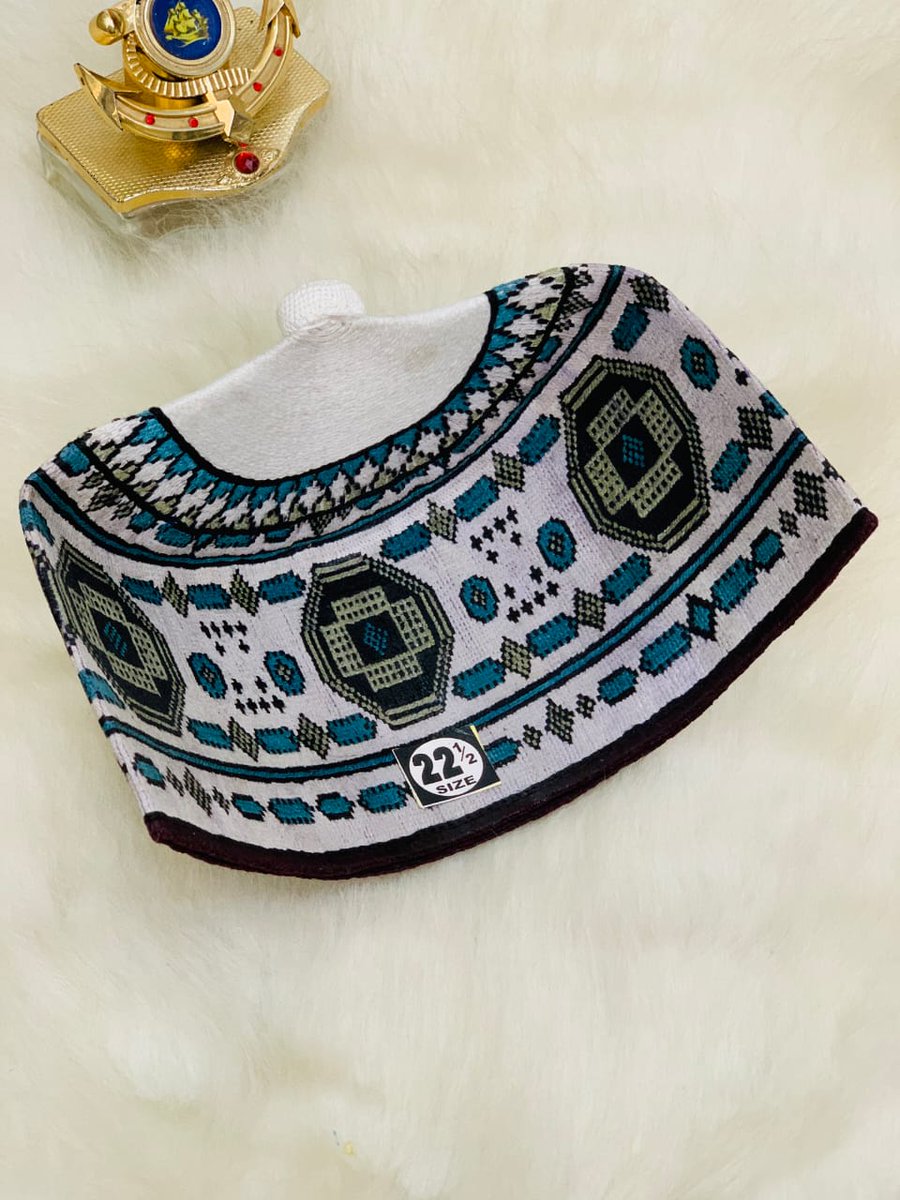 SS_Faskari's tweet photo. @nurasabitu Da Zan samu saa ya sayi hula biyu a wajen da shikenan na gama saida hula.
₦8000 Naira Only
Click on the link to buy https://t.co/8VwMl0ljlL
Call: 07038425016 
Location: Kano, Nigeria. 
YES: Delivery is World Wide Wide #SHEFMALL https://t.co/oApdV87aaV