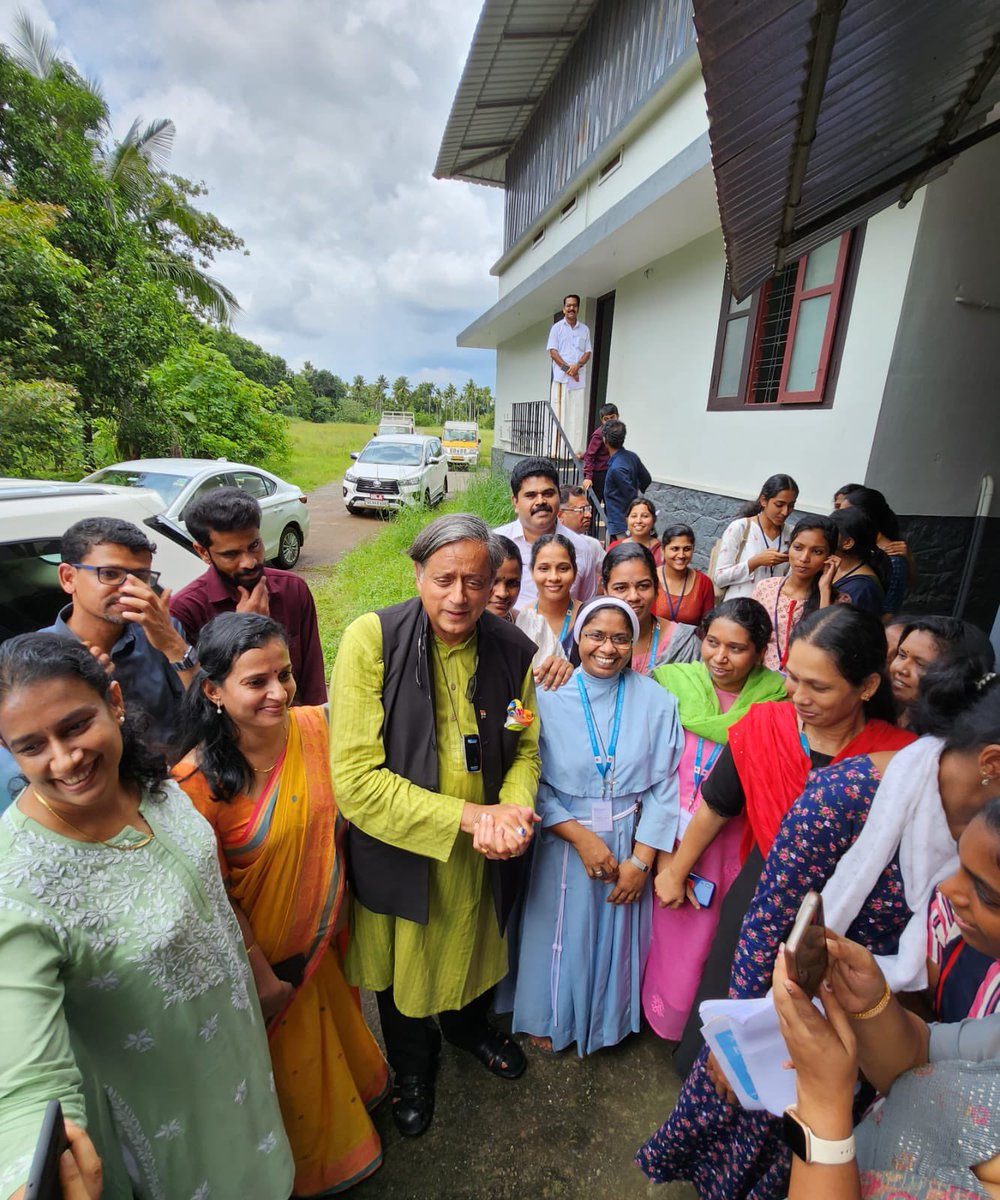 ShashiTharoor's tweet photo. Planted a sapling at the Sacred Heart College for Women, Chalakudy, ahead of the #MLAAwards, &amp; met a group of teachers afterwards. Gave awards to schools as well as to individual achievers https://t.co/7Nau1ILvQR