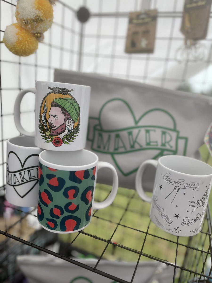 DandyIntrovert's tweet image. Can’t believe it’s been a whole week since we had the BEST time at Carry On Crafting, can’t wait to do it all again next year! #CarryOnCrafting #TheDandyIntrovert #LincsConnect