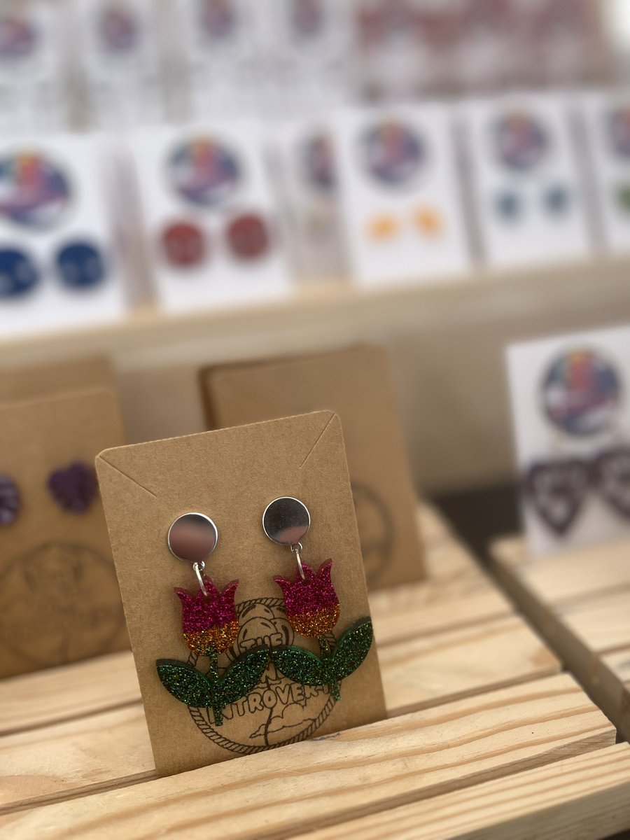 DandyIntrovert's tweet image. Can’t believe it’s been a whole week since we had the BEST time at Carry On Crafting, can’t wait to do it all again next year! #CarryOnCrafting #TheDandyIntrovert #LincsConnect