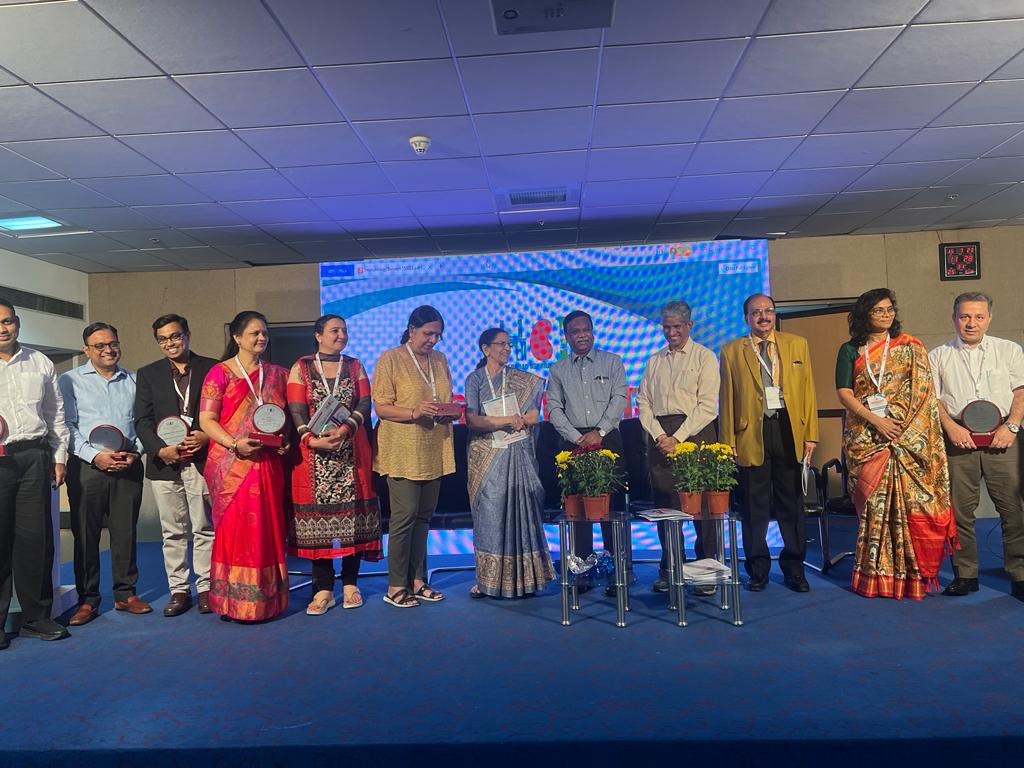 At today's Immunology Workshop Inauguration 👏🏼

Gratitude to the Director of NIMS and the Senior-most nephrologists of  Hyderabad for gracing the occasion and felicitating the speakers.

<a href="/HydNephForum/">Hyderabad Nephrology Forum</a> <a href="/AnandhUrmila/">Urmila Anandh</a> <a href="/SwarnalathaGud2/">Swarnalatha Guditi</a> <a href="/DrPSVali/">Dr P S Vali</a> <a href="/myadla/">manjusha yadla</a> <a href="/drmanishasahay/">Dr Prof Manisha Sahay</a>