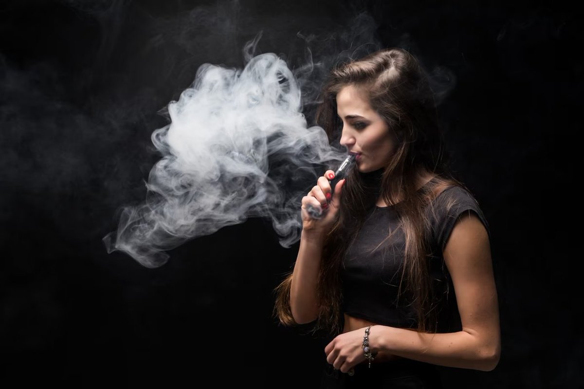 NeumoMadrid's tweet photo. 🆕 @sanidadgob plantea regularizar el #vapeo para tener una 'generación 2030' libre de humo 

https://t.co/smpAlKNIxF vía @redaccionmedica https://t.co/egTyEPJq9I