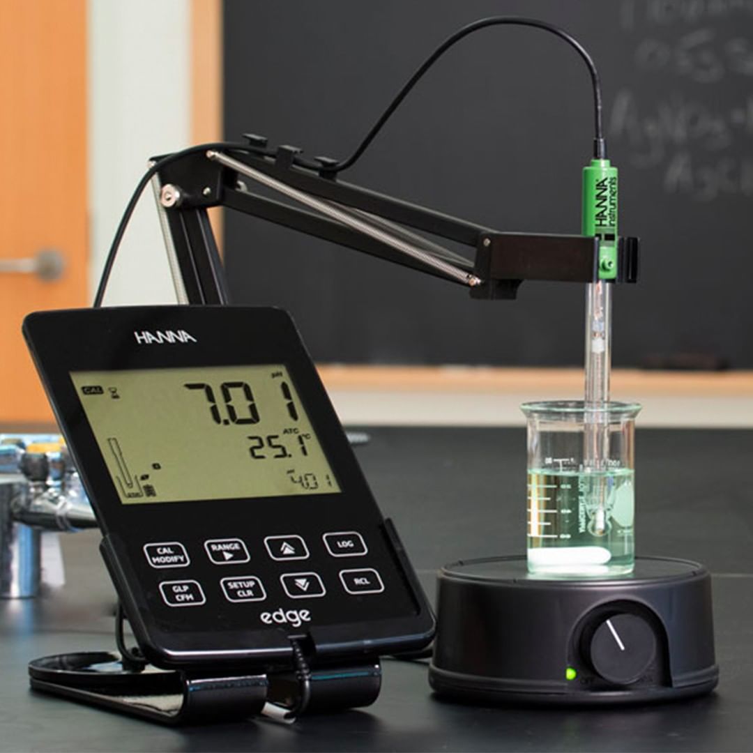 HannaInstUK's tweet image. Ready to get an Edge over other labs? 🪒
👉hubs.la/Q01W-lQz0

#multiparametermeter #labmeter #phmeter #hybridmeter #hannainstruments #edgemeter #accuratetesting #testingaccuracy #measurements #lablife