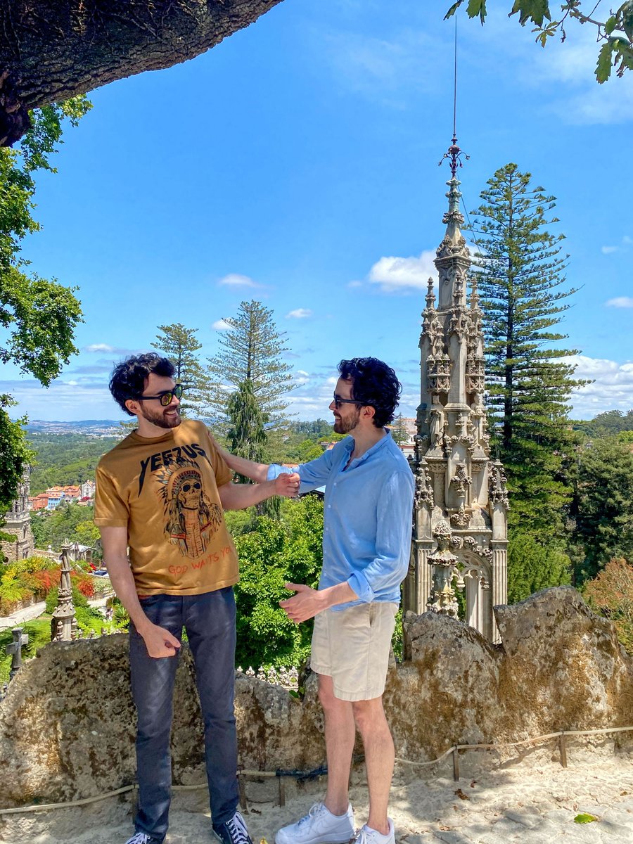 Arguing about #altcoins in Sintra 🇵🇹 🏰