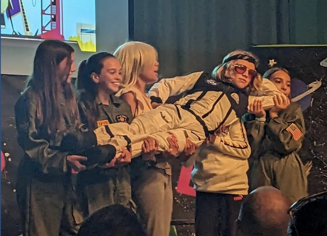 Staples Road School tweet media