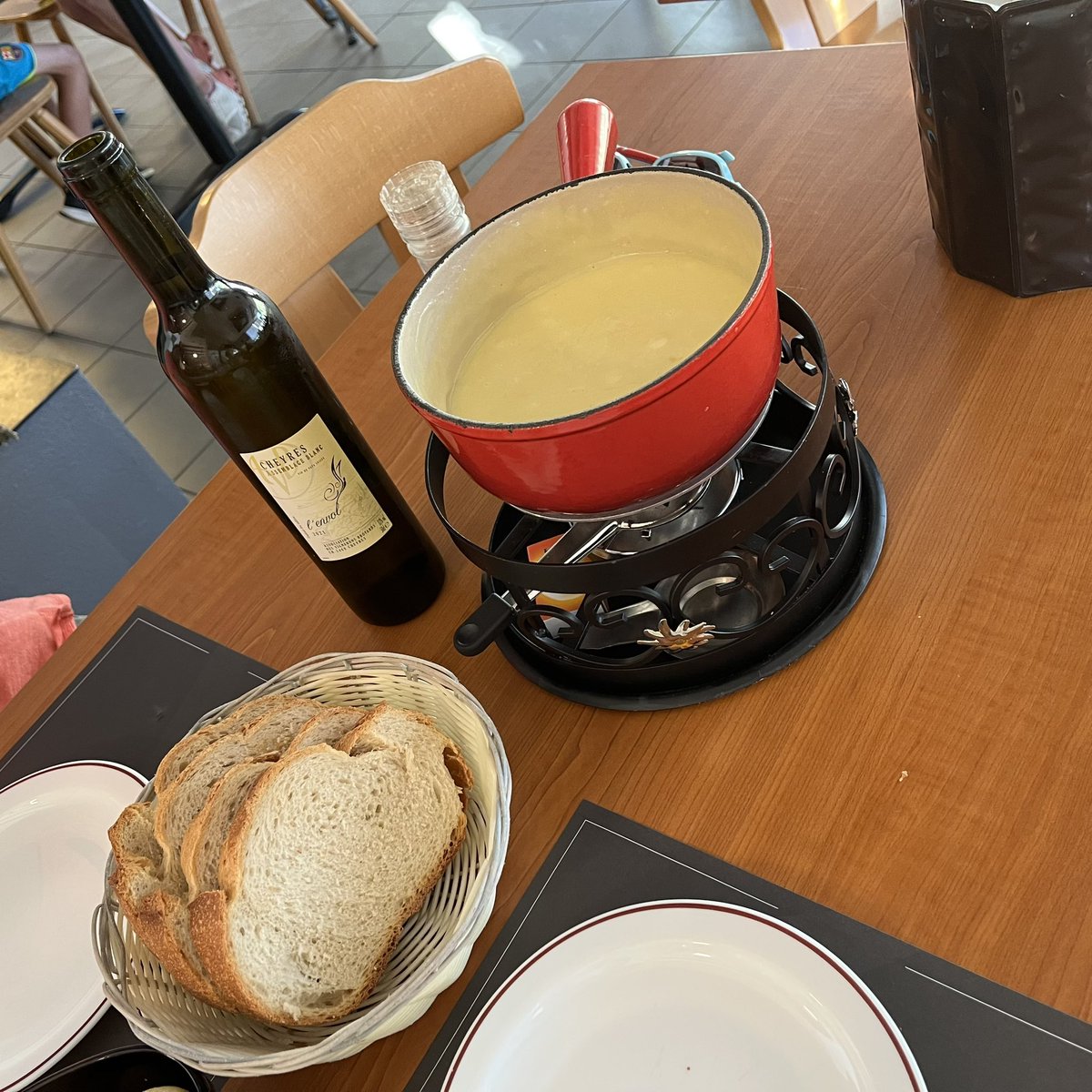 mmoret2's tweet photo. #switzerland #fribourg #gruyere #charmey #accueil #magnifique #recommande https://t.co/VGx0eckgS0