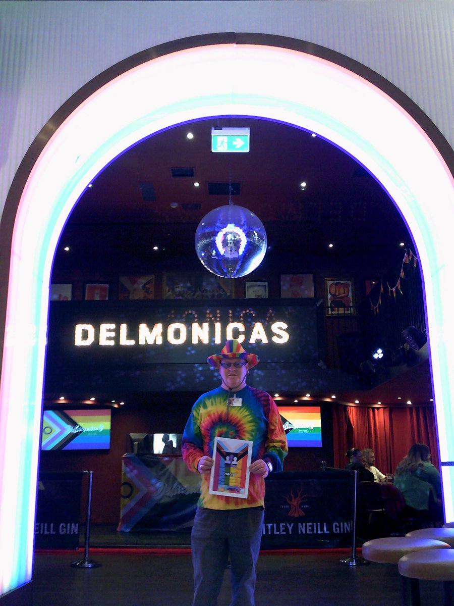 FearFree_Scot's tweet photo. Yesterday at @prideglasgow we had a chance to discuss the positives of our service, big thank you to
@Delmonicasglas ! https://t.co/9Z6faClhf0