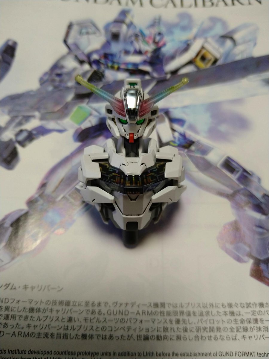 buchaseka's tweet photo. ガンダムキャリバーン、頭部と胴体までできた(*^^*)
イケメンでめっちゃカッコイイ(*´艸｀*)
#ガンプラ
＃水星の魔女
#キャリバーン https://t.co/4uWys5qbue