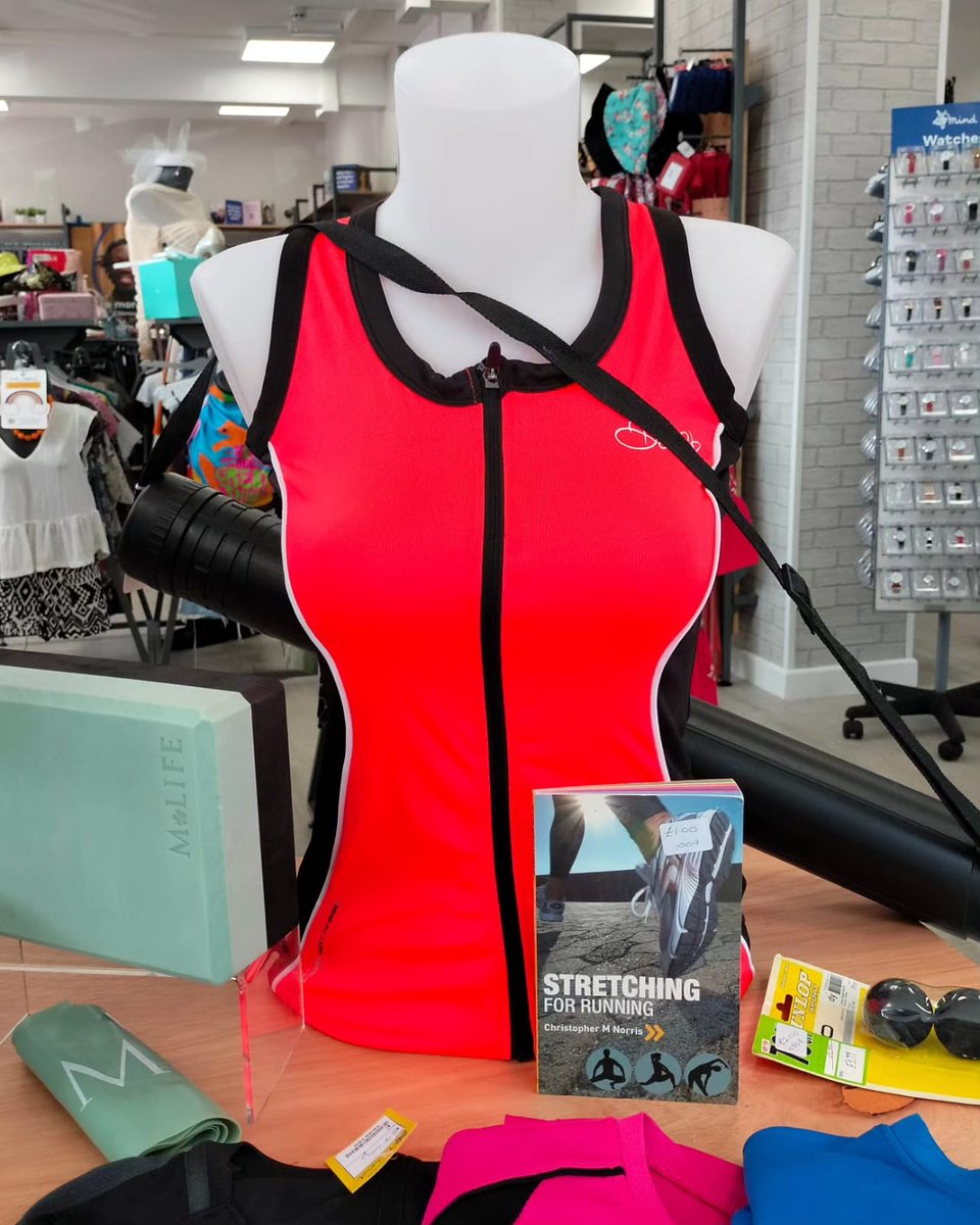 MindJesmond's tweet photo. Good Morning!🌄

We hope that storm ⛈️ didn't put you off popping in to browse and see our new fitness display! 👀 There's everything you need, outfits for the gym, recipe books, equipment and so much more! 💪

See you soon, Mind Jesmond💙
#mymindshop #mindjesmond #jesmondmind https://t.co/nYK1sGD4rM