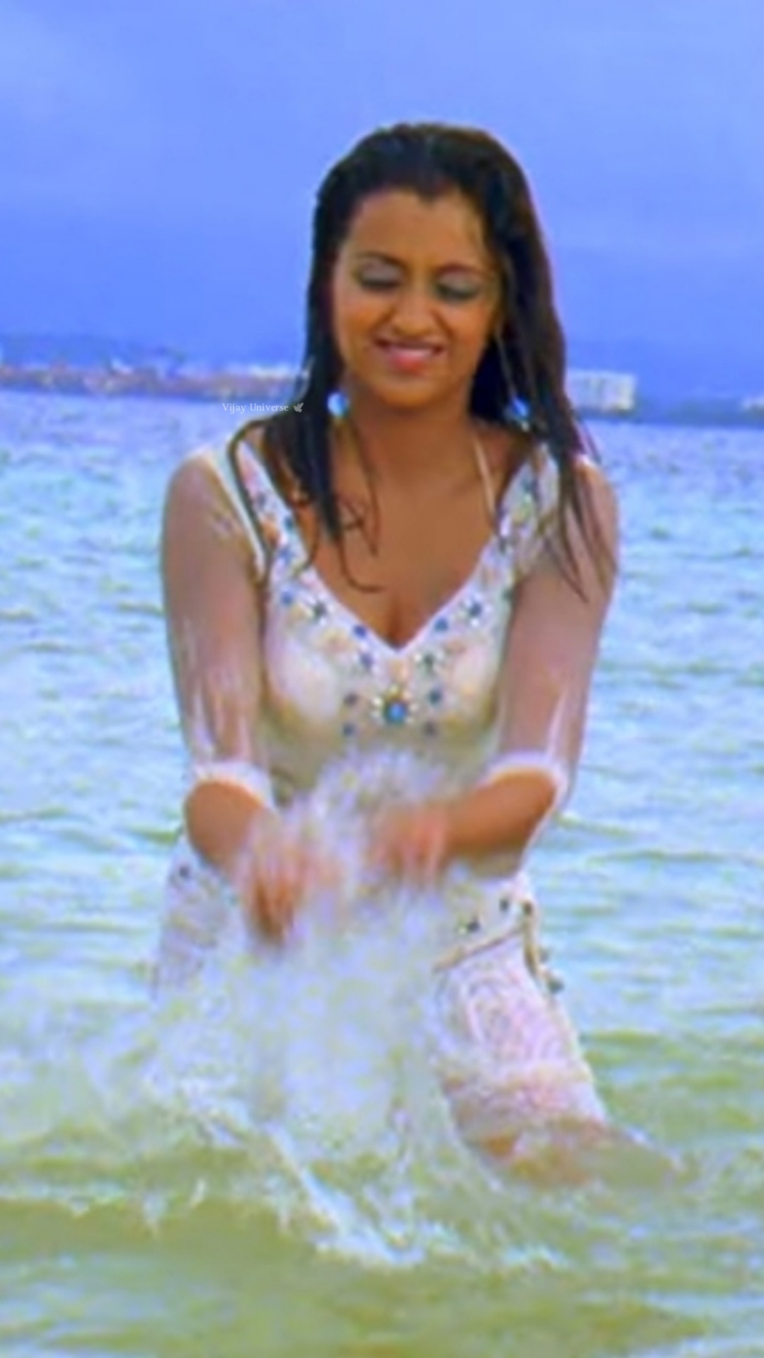 F1JqnjBaYAEMl1e?format=jpg&name=large