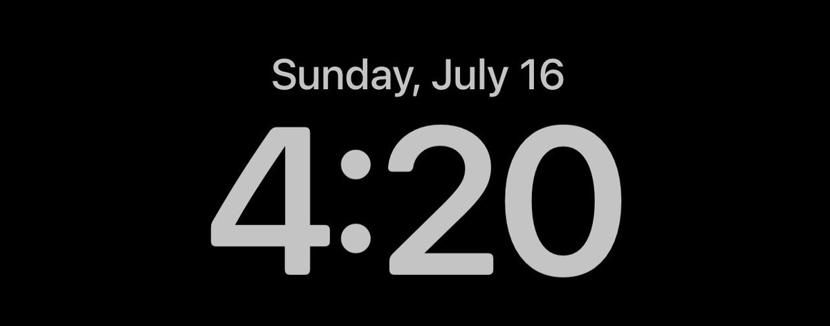 jeffleroydavis's tweet photo. Happy 420 Everyone! #SleepWhenDead #FourTwenty #NobodiesFaultButMine #SmokeEmIfYaGotEm #AnotherTrophyDayInParadise #BeExcllentToOneAnother #AndPartyOn https://t.co/6uUAiBJy3Z