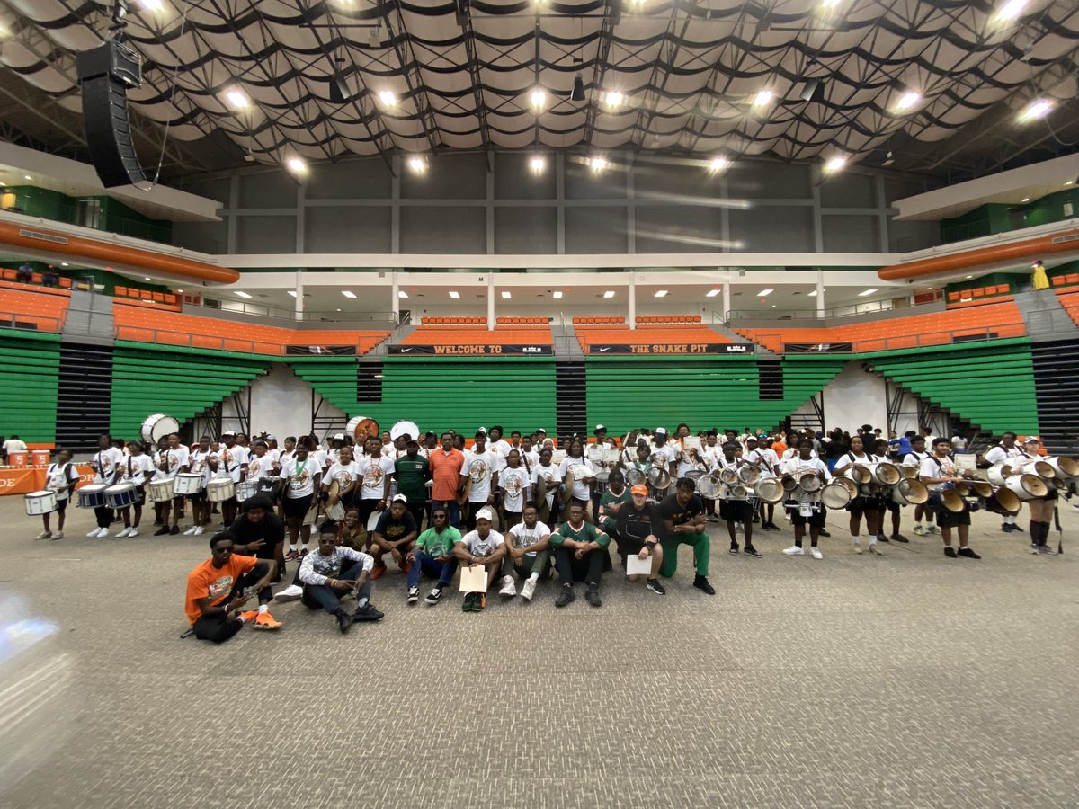 OcoeeDrums's tweet photo. And that’s a wrap on FAMU band camp. Thank you @THEMARCHING100 for everything! We had an awesome time! #ocoeehighschool #ohsknights #echopercussion #marching100 #famu https://t.co/03FcElrvqE