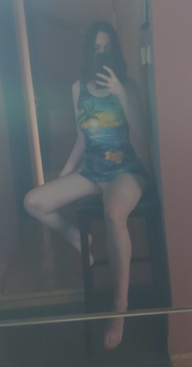 cIoudykitty's tweet photo. who want me?
#nsfwtwt https://t.co/KHVefgLsc8